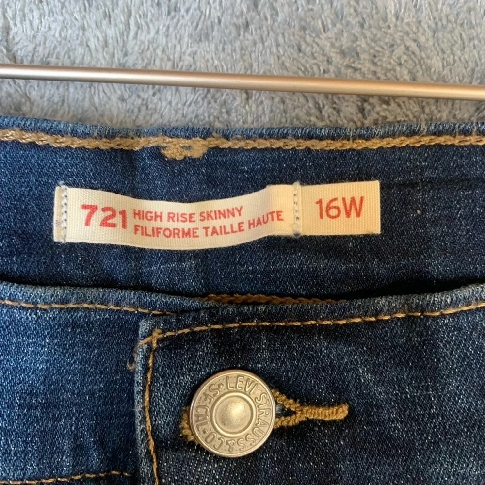NEW! Levi’s High Rise Skinny 16W (36”W) and 29” Inseam Dark Blue Wash Stretchy - Picture 2 of 12